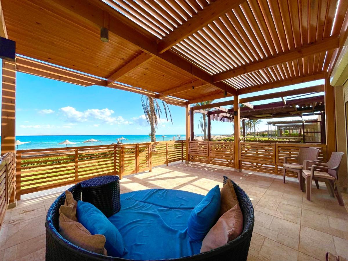 Breathtaking Luxury & Spacious Family 2-Bed 1St Row Seaview At Stella Seaview Sokhna Айн-Сохна Экстерьер фото