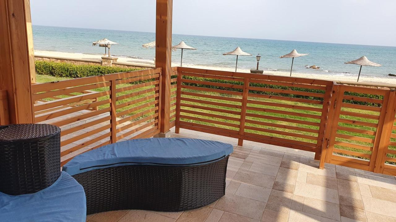 Breathtaking Luxury & Spacious Family 2-Bed 1St Row Seaview At Stella Seaview Sokhna Айн-Сохна Экстерьер фото