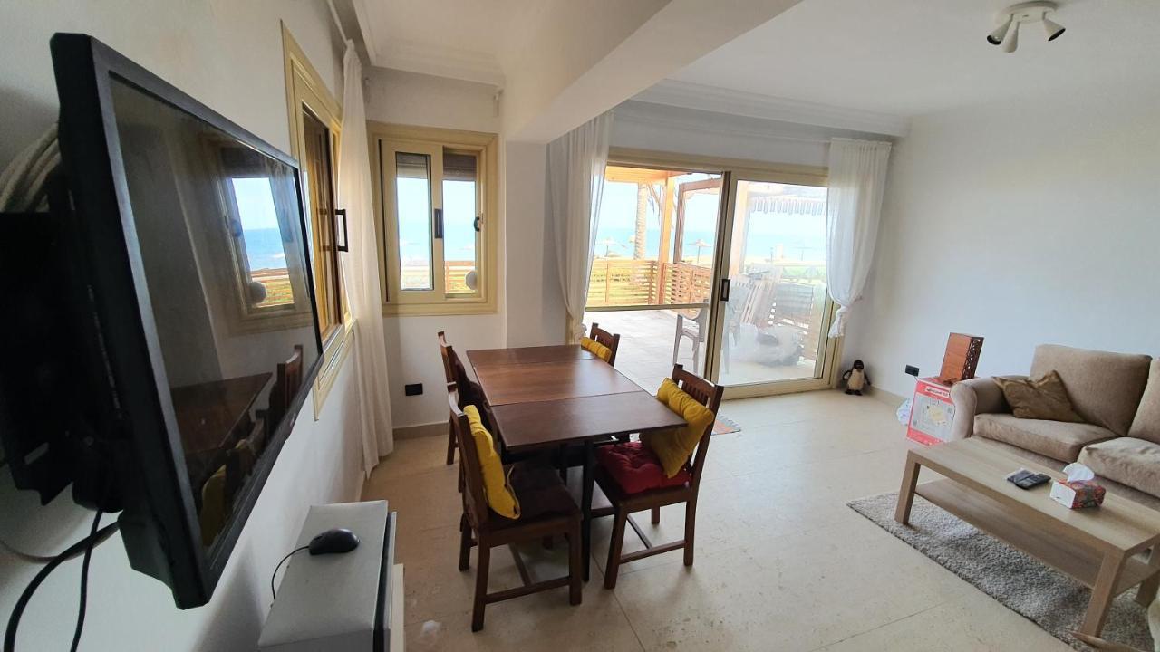 Breathtaking Luxury & Spacious Family 2-Bed 1St Row Seaview At Stella Seaview Sokhna Айн-Сохна Экстерьер фото